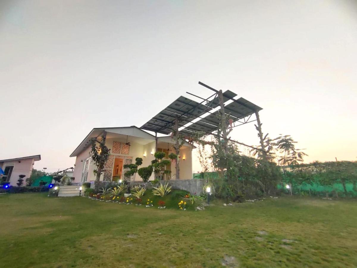 Shaw Estate-Farm House For A Small Parties-Jp Farm Greater Noida Zewnętrze zdjęcie