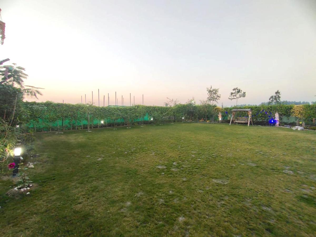 Shaw Estate-Farm House For A Small Parties-Jp Farm Greater Noida Zewnętrze zdjęcie